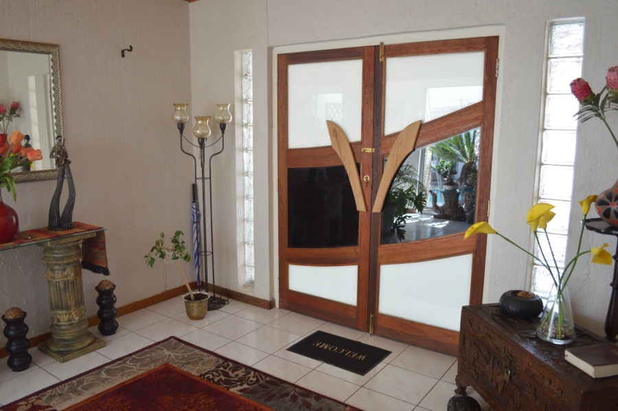 3 Bedroom Property for Sale in Flamwood North West